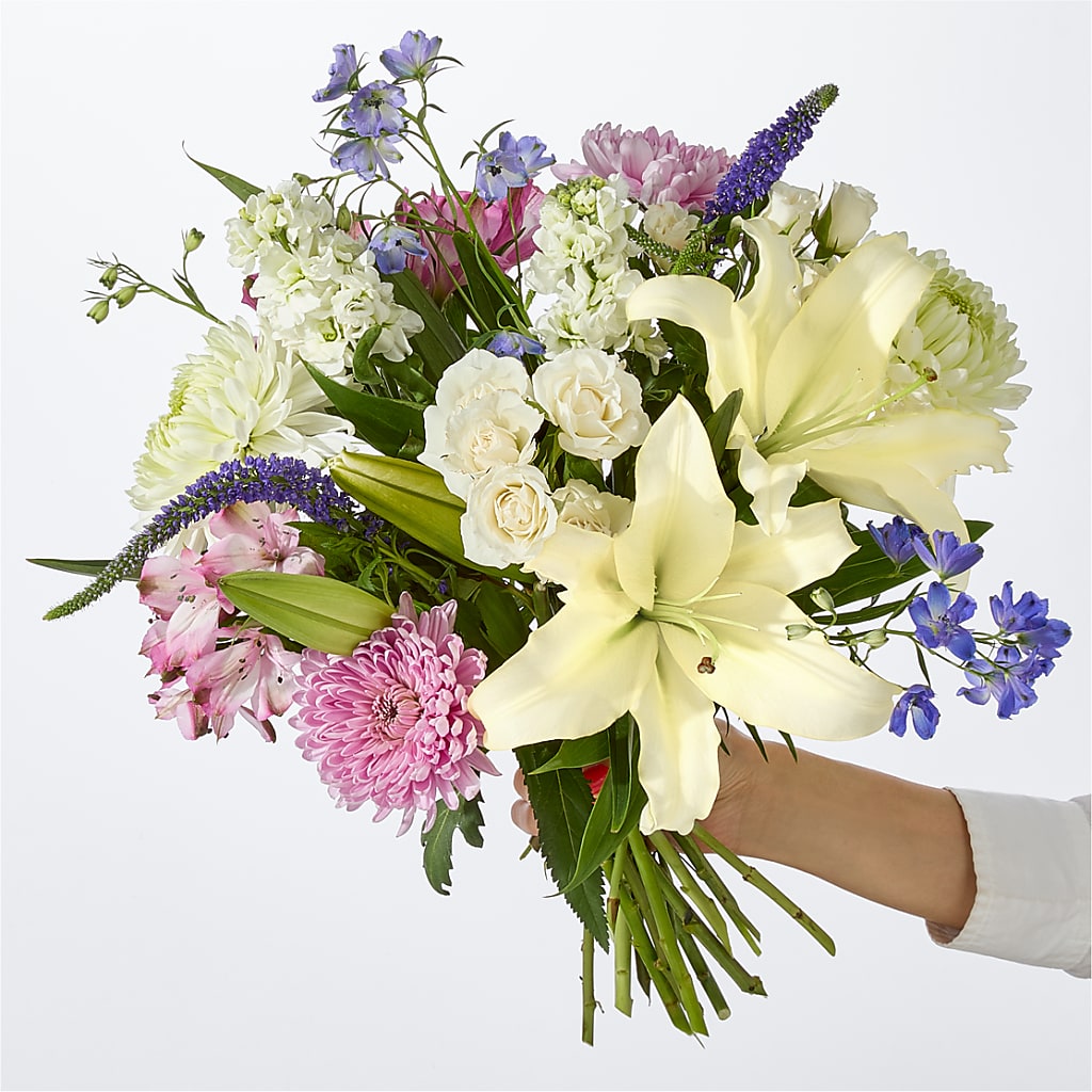 Winter Celebration Bouquet –  My Dream Flowers, Bronx NY