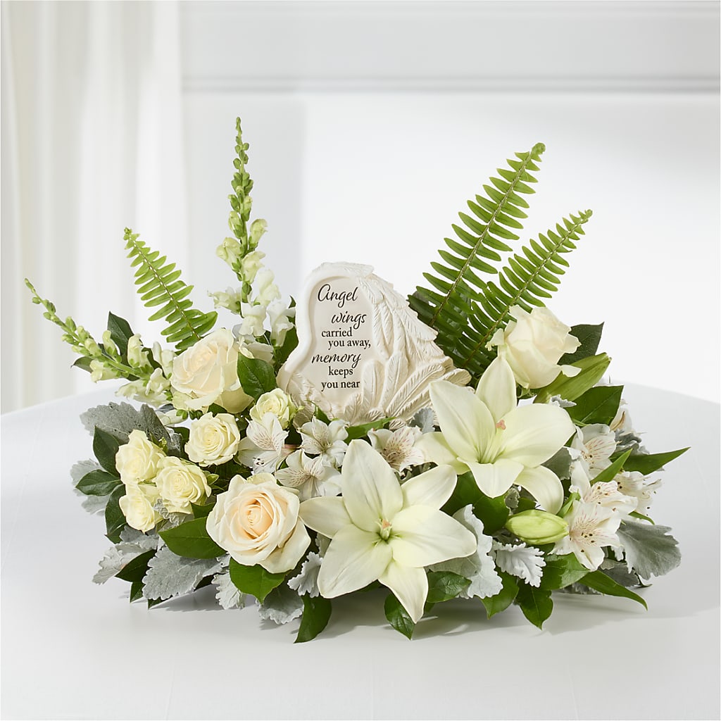 Holding You Close Arrangement –  My Dream Flowers, Bronx NY