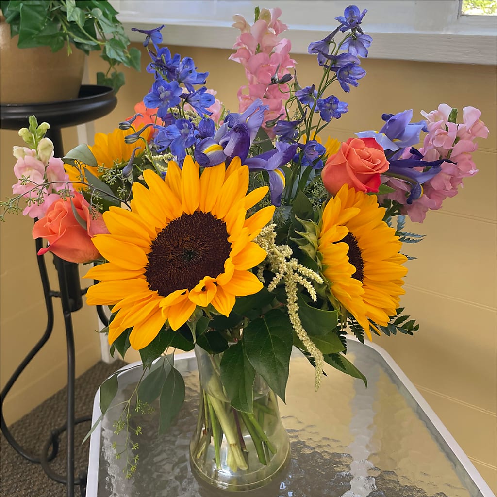 Rays of Life Bouquet –  My Dream Flowers, Bronx NY