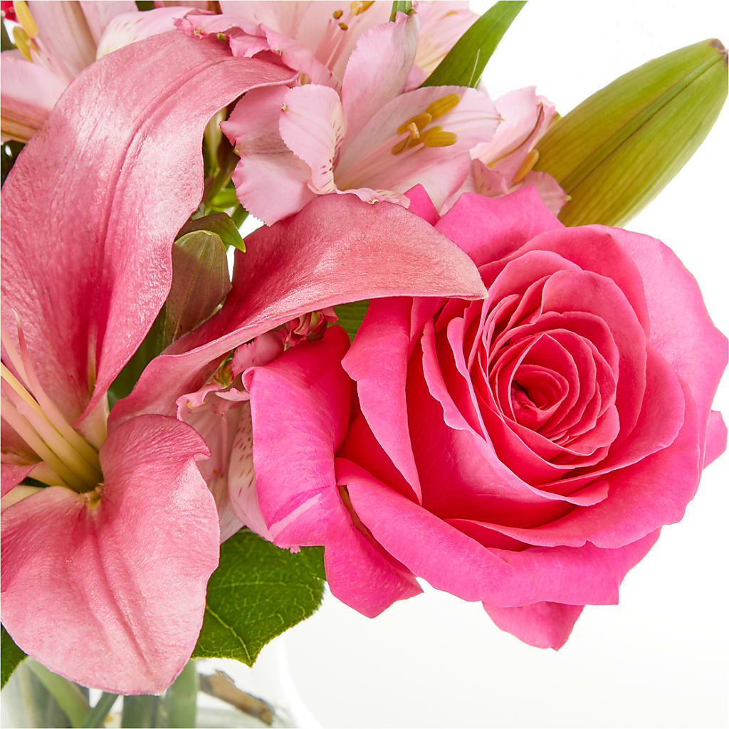 Lots of Love Bouquet –  My Dream Flowers, Bronx NY