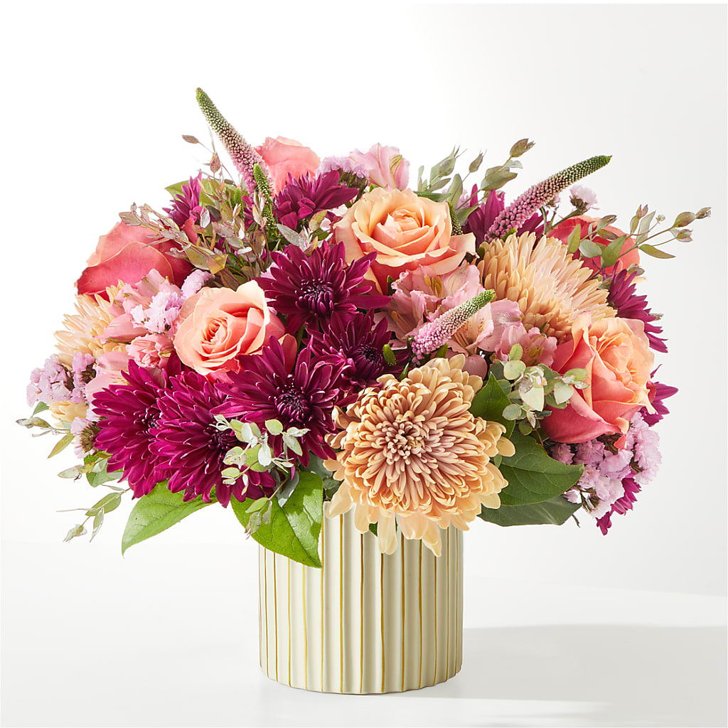Berry Cobbler Bouquet with Ivory Vase –  My Dream Flowers, Bronx NY