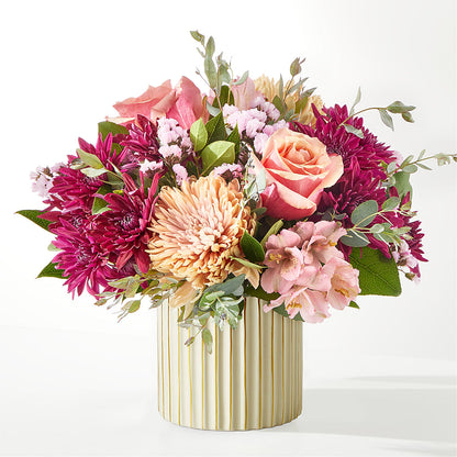 Berry Cobbler Bouquet with Ivory Vase –  My Dream Flowers, Bronx NY